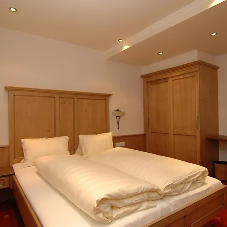 Jungmann Πανσιόν